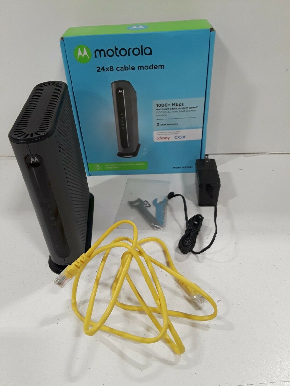 Motorola MB7621-10 24x8 Cable Modem